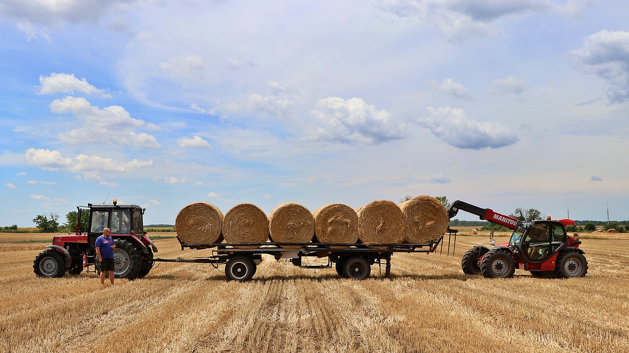 agriculture, tractors, farming-7795382.jpg